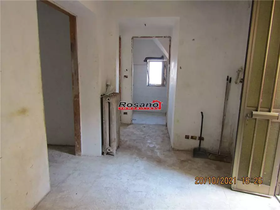Immagine 2 di Appartamento in vendita  in Via giulio cesare a Centuripe