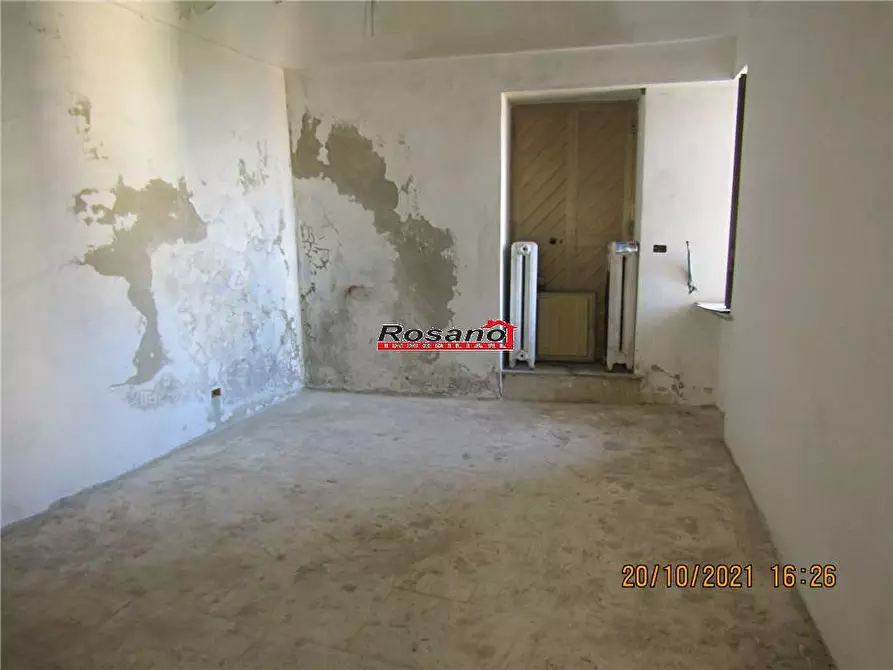 Immagine 3 di Appartamento in vendita  in Via giulio cesare a Centuripe