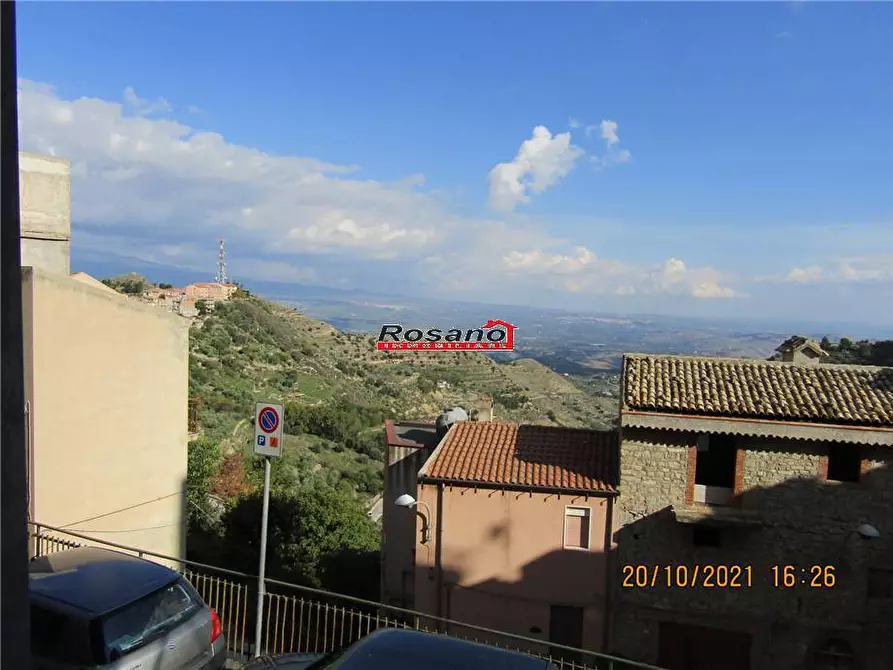 Immagine 5 di Appartamento in vendita  in Via giulio cesare a Centuripe