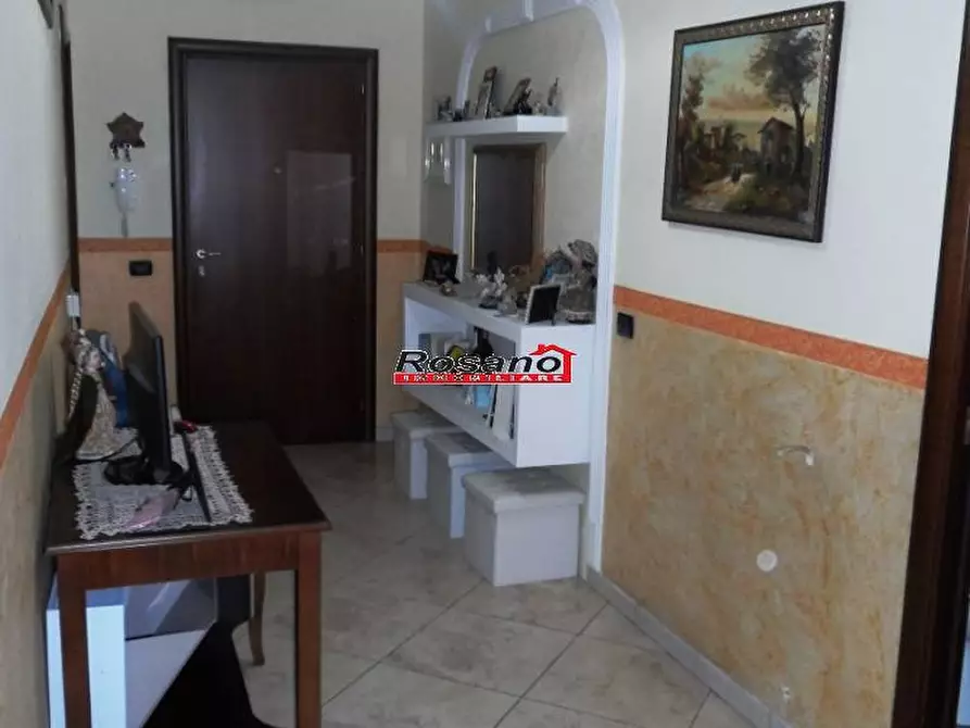Immagine 3 di Appartamento in vendita  in Via FALLICA a Biancavilla