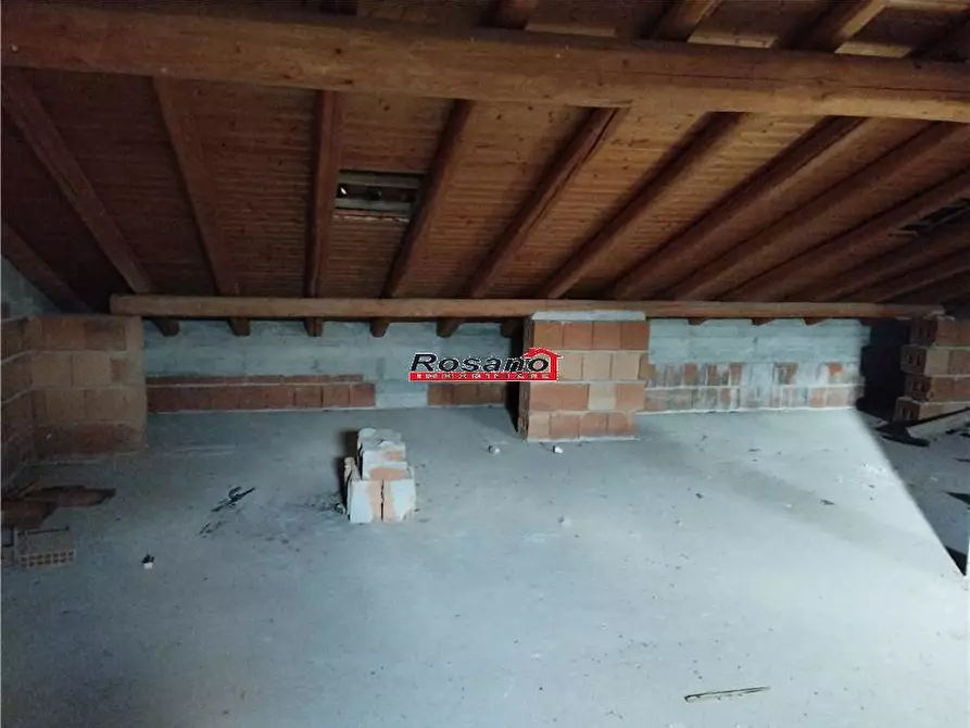 Immagine 4 di Stabile in vendita  in Via C.Colombo a Biancavilla