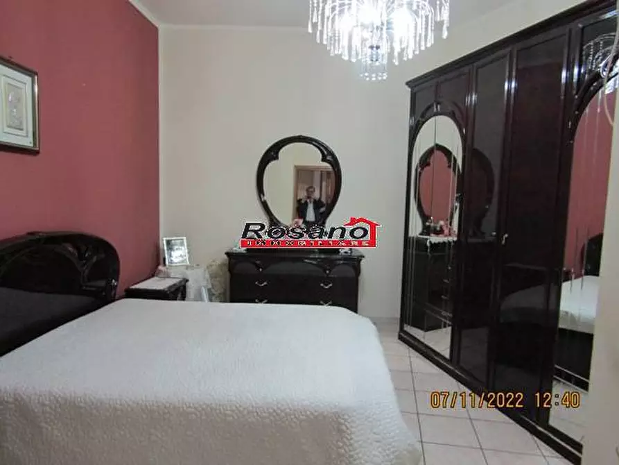 Immagine 4 di Villa in vendita  in Via LATINA a Biancavilla
