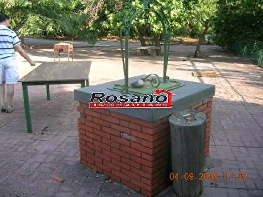 Immagine 4 di Villa in vendita  in Loc. CONTRADA D'URSO a Adrano