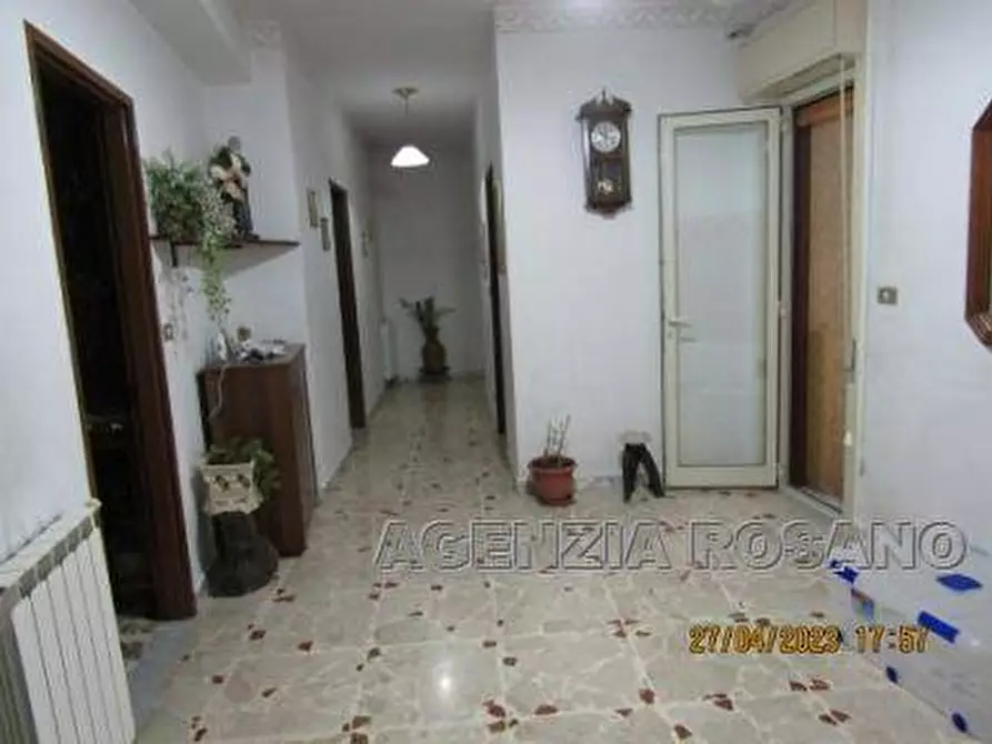 Immagine 1 di Appartamento in vendita  in Via BRUNELLESCHI a Adrano