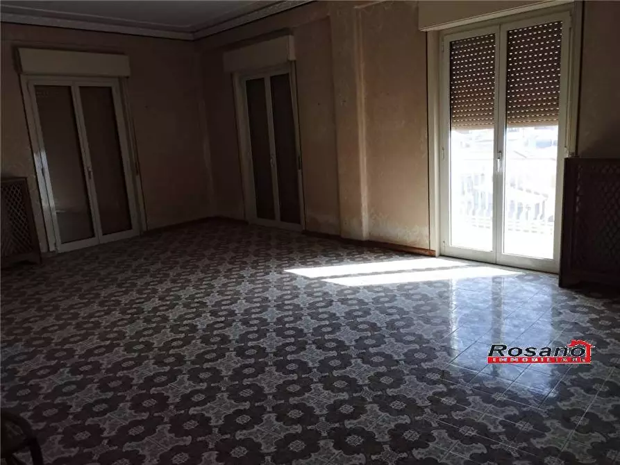 Immagine 3 di Villa in vendita  in Via via texas a Biancavilla