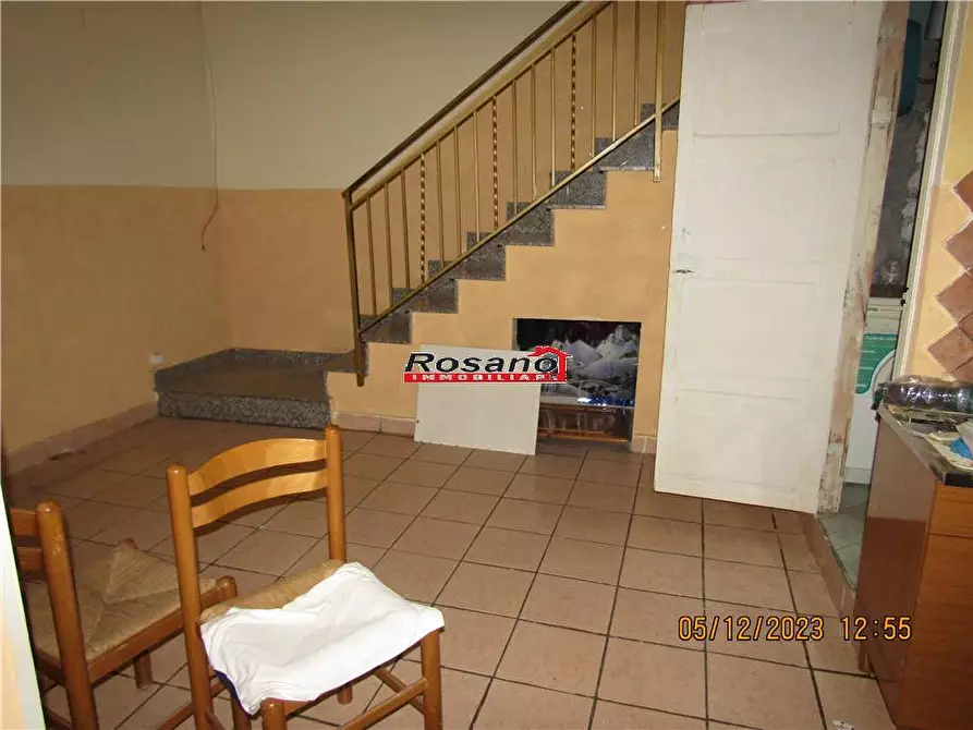 Immagine 1 di Villa in vendita  in Via CIPOLLONE a Adrano