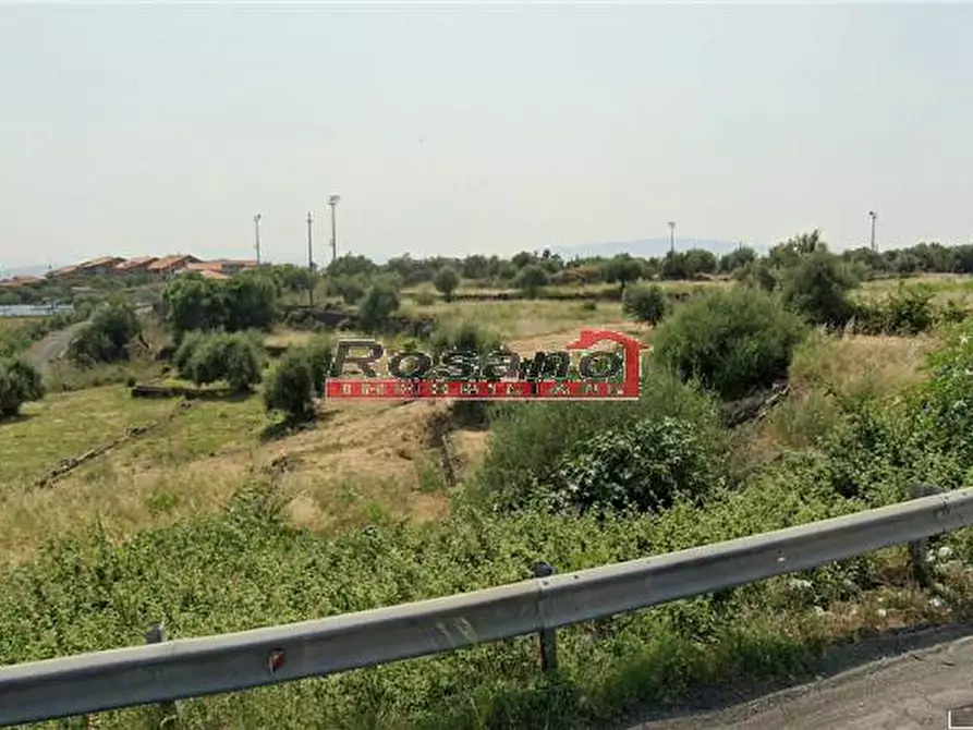 Immagine 1 di Terreno in vendita  in Via SP 121 a Santa Maria Di Licodia