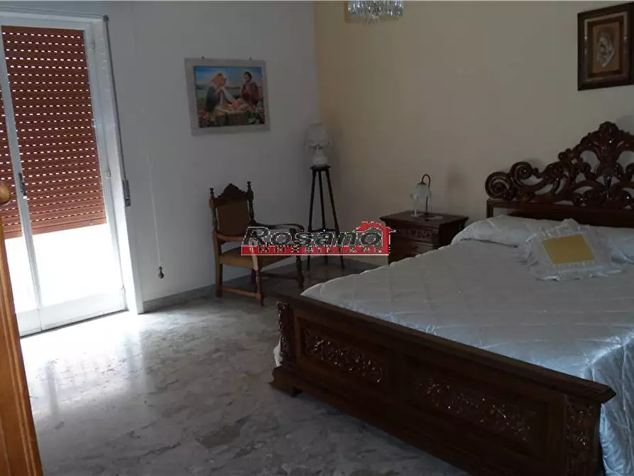 Immagine 4 di Villa in vendita  in Via via poggio rosso a Biancavilla