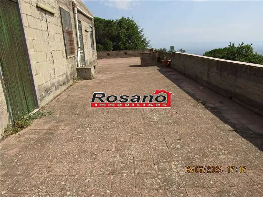 Immagine 4 di Villa in vendita  in Loc. zona castelluccio a Biancavilla