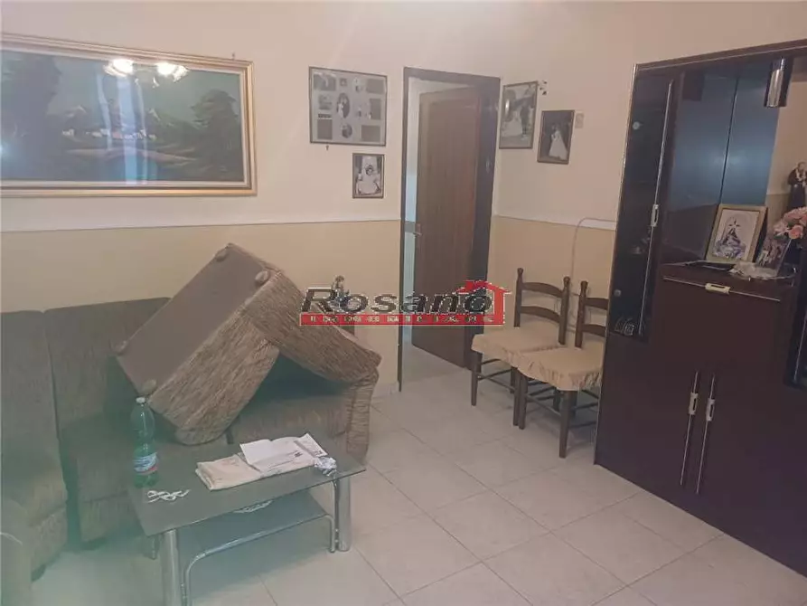Immagine 4 di Appartamento in vendita  in Via POETA CAVALLARO a Biancavilla