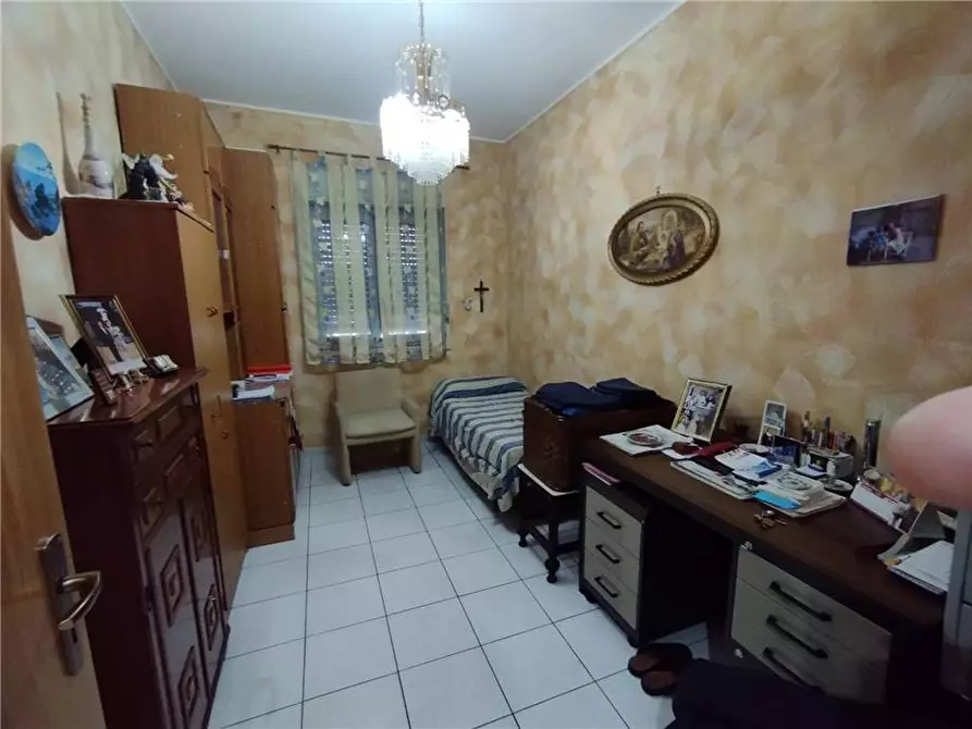 Immagine 4 di Appartamento in vendita  in Via Cappuccini a Adrano