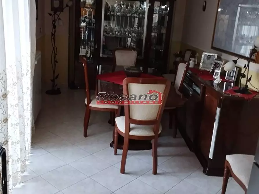Immagine 1 di Villa in vendita  in Via sicilia a Biancavilla