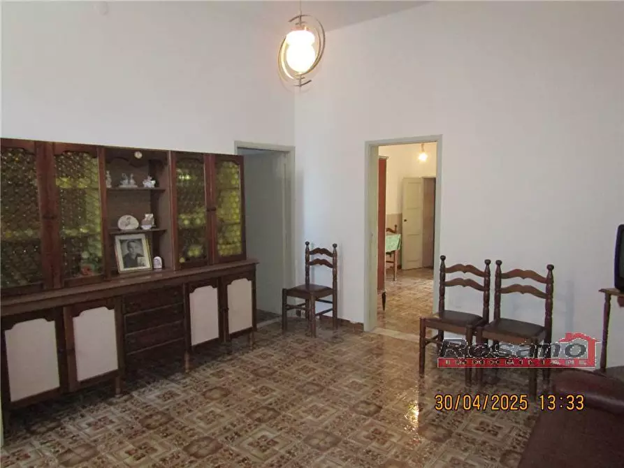 Immagine 2 di Villa in vendita  in Via ETNEA a Biancavilla