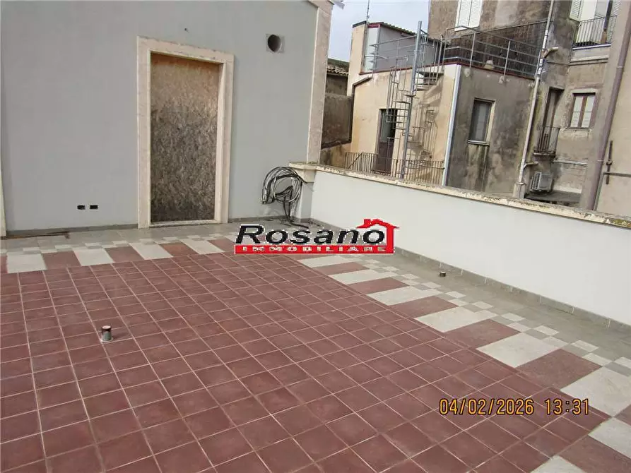 Immagine 3 di Villa in vendita  in Via DOTTOR RIZZO a Biancavilla