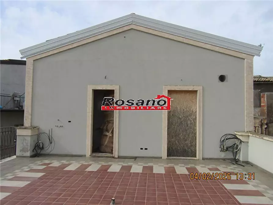 Immagine 4 di Villa in vendita  in Via DOTTOR RIZZO a Biancavilla