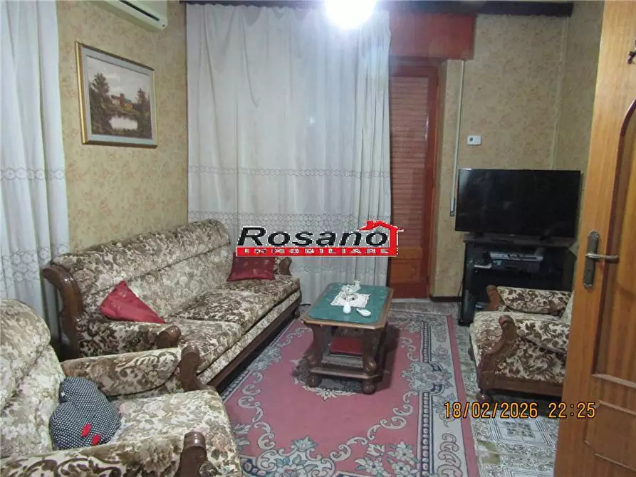 Immagine 5 di Appartamento in vendita  in Via LEONE a Biancavilla