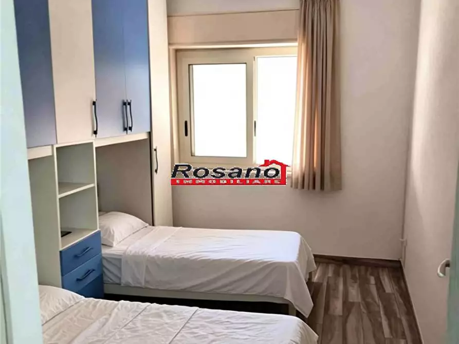 Immagine 2 di Villa in vendita  in Via ETNEA a Biancavilla