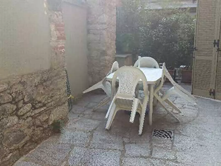 Immagine 5 di Appartamento in vendita  in Via De Bonis a Verbania