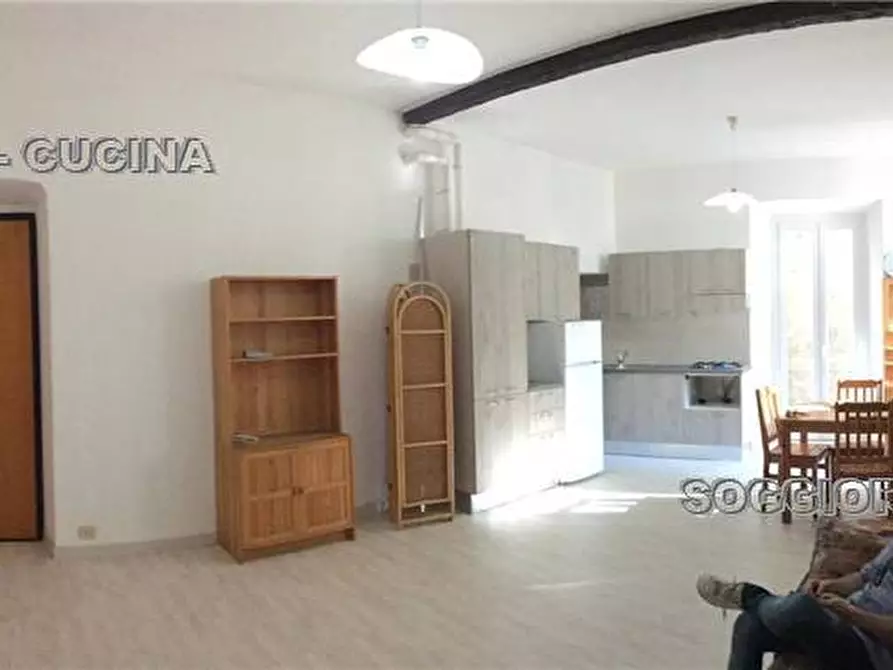 Immagine 1 di Appartamento in affitto  a Verbania