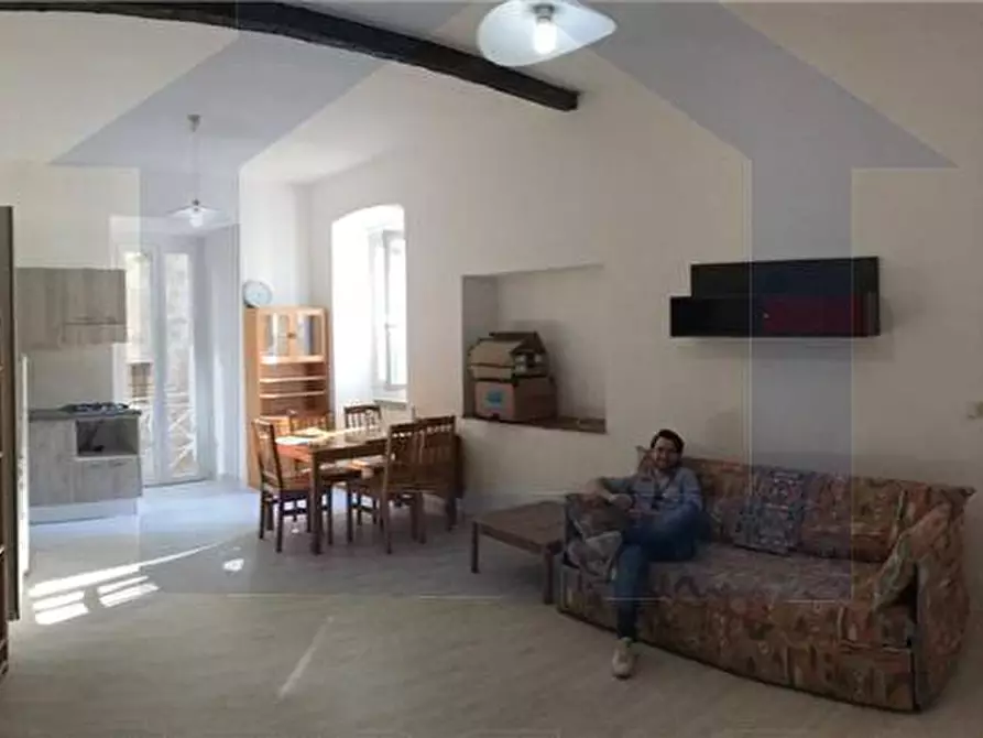 Immagine 2 di Appartamento in affitto  a Verbania