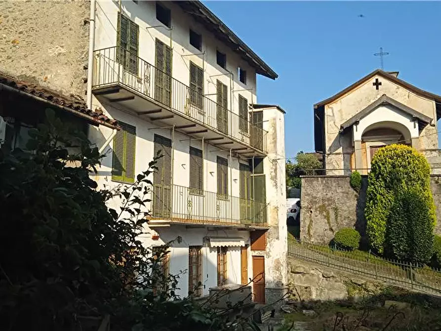 Immagine 1 di Villa in vendita  in Via San Gaudenzio, 1 a Verbania
