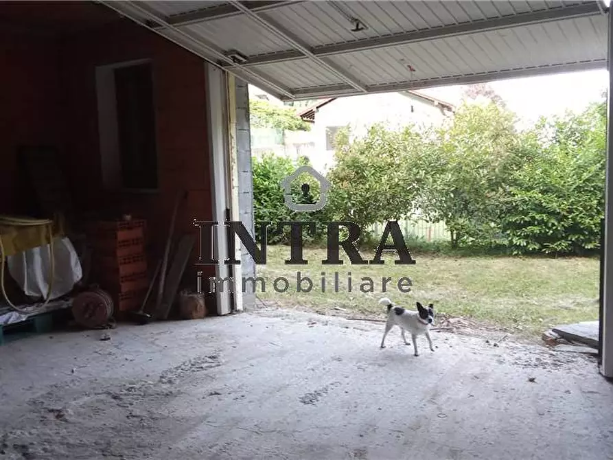 Immagine 11 di Villa in vendita  a Miazzina