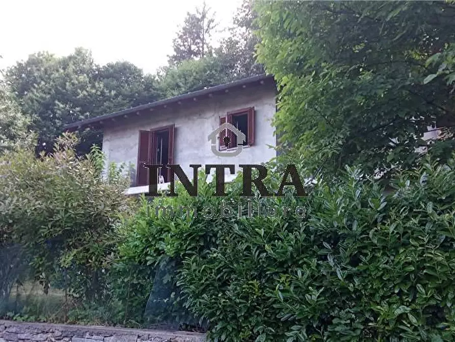 Immagine 15 di Villa in vendita  a Miazzina