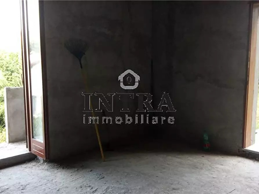 Immagine 8 di Villa in vendita  a Miazzina