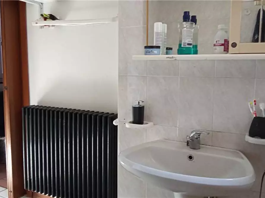 Immagine 5 di Villa in vendita  in Loc. Ronco a Ghiffa