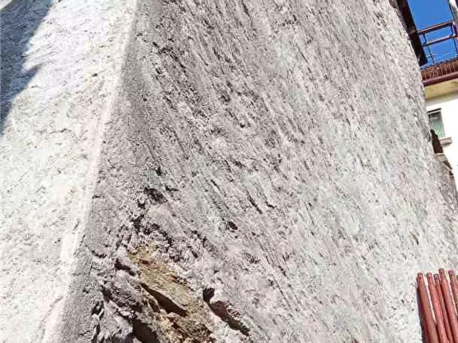 Immagine 12 di Villa in vendita  a Aurano
