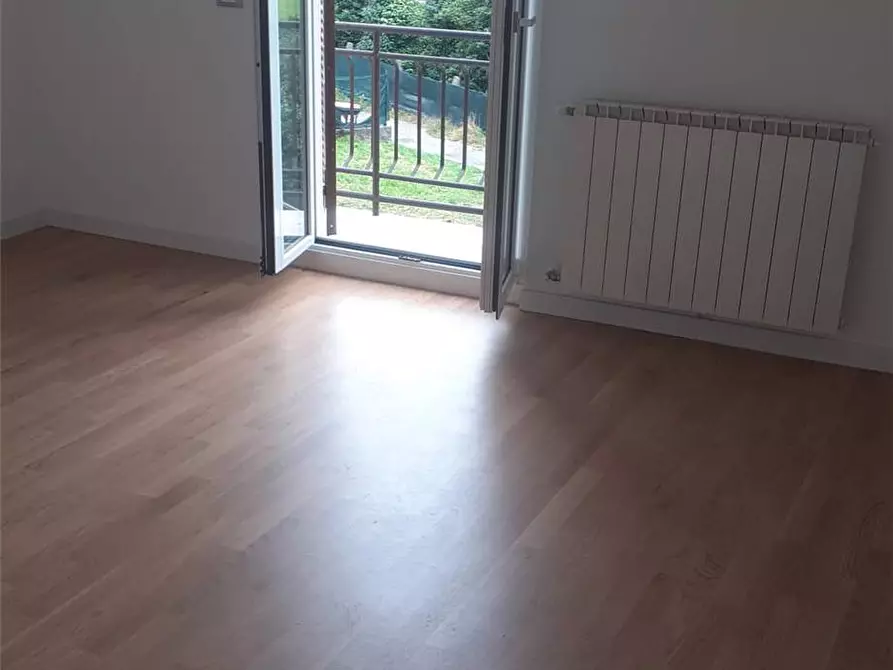 Immagine 12 di Casa bifamiliare in vendita  a Verbania