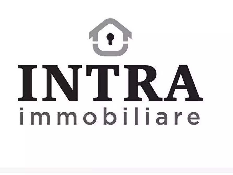 Immagine 14 di Appartamento in vendita  a Verbania
