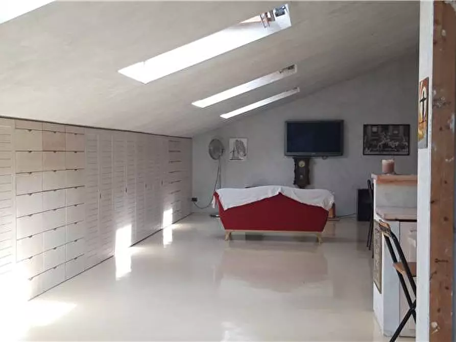 Immagine 5 di Appartamento in vendita  a Villa Cortese