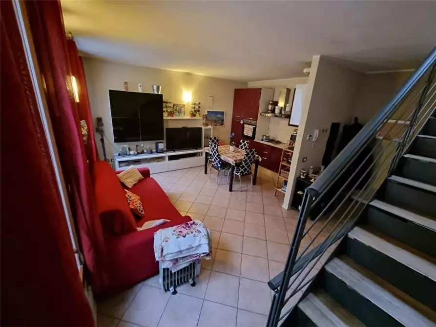 Immagine 1 di Appartamento in vendita  a Legnano