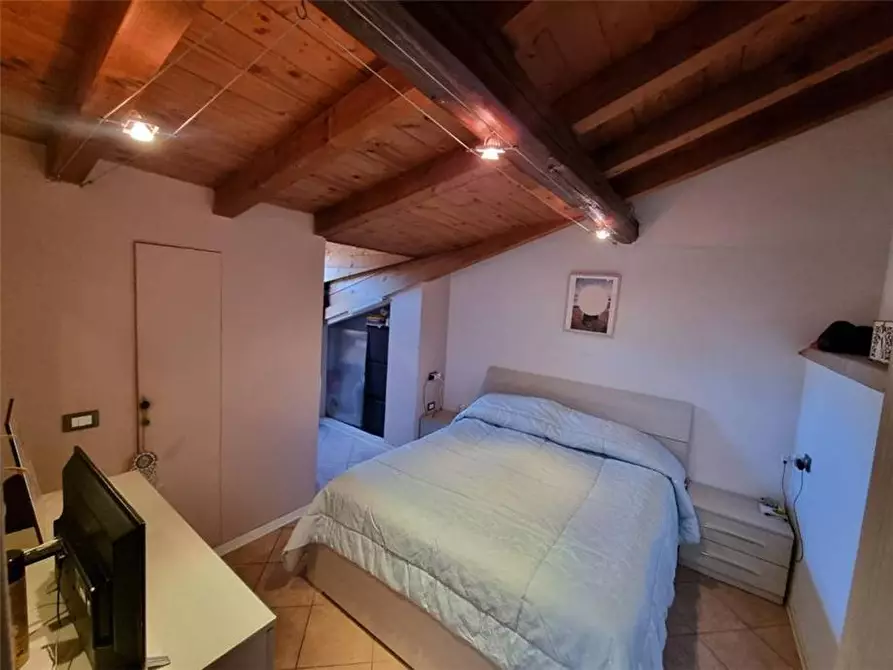 Immagine 2 di Appartamento in vendita  a Legnano