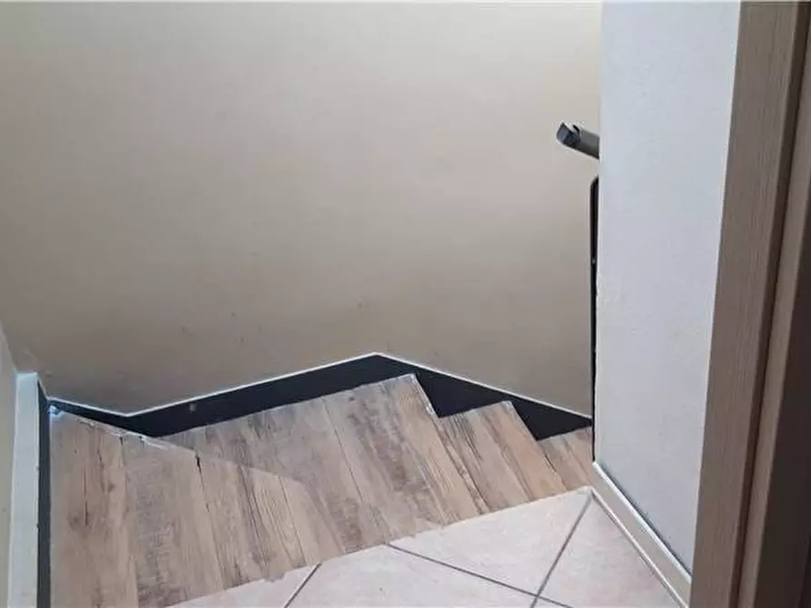 Immagine 5 di Appartamento in vendita  a Legnano