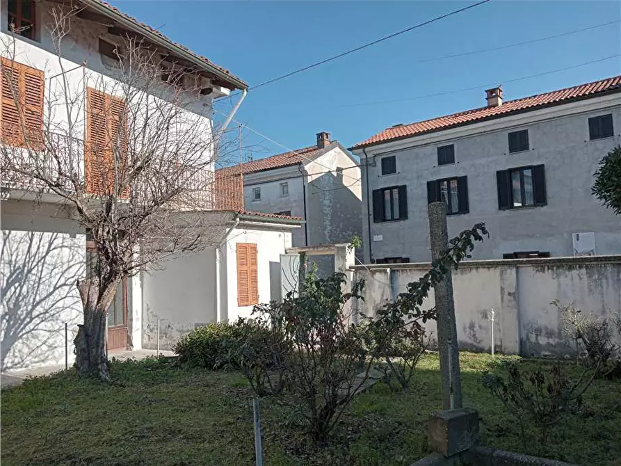 Immagine 2 di Villa in vendita  in P.zza dei Mille, 1 a Balzola