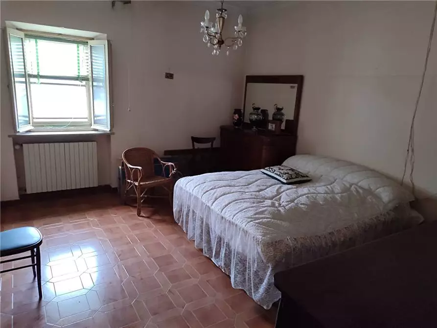 Immagine 4 di Villa in vendita  in Via Marconi, 1 a Stroppiana