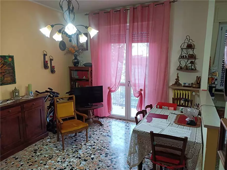 Immagine 2 di Appartamento in vendita  a Casale Monferrato