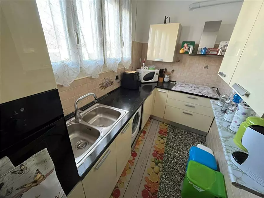 Immagine 5 di Appartamento in vendita  a Casale Monferrato
