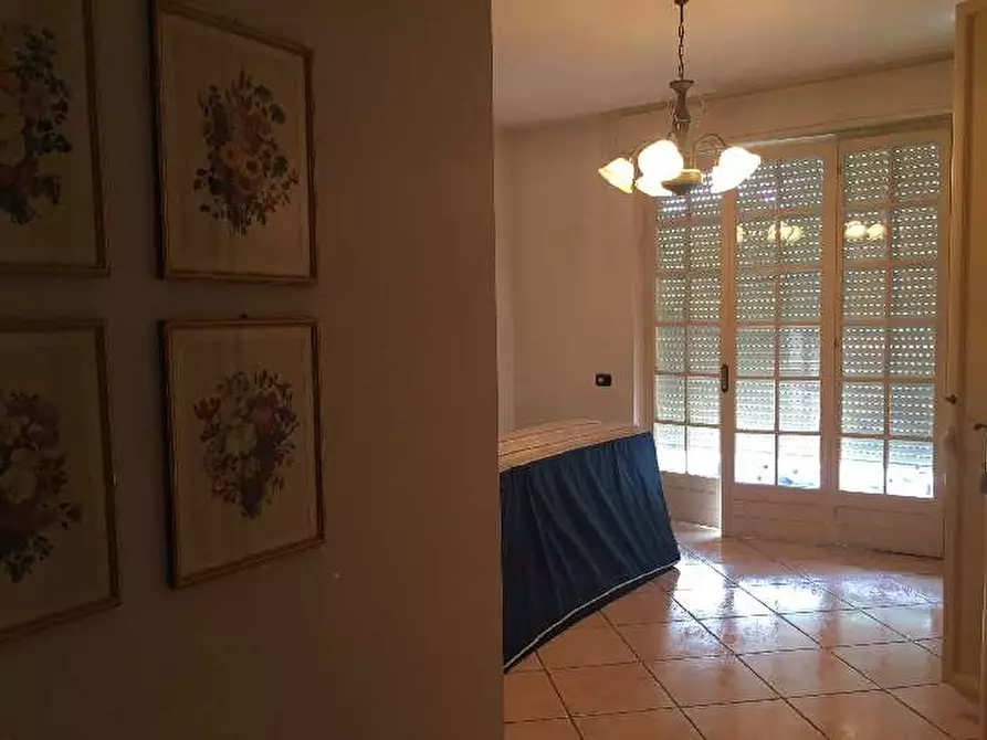 Immagine 4 di Villa in vendita  in Via Risorgimento, 3 a Villongo