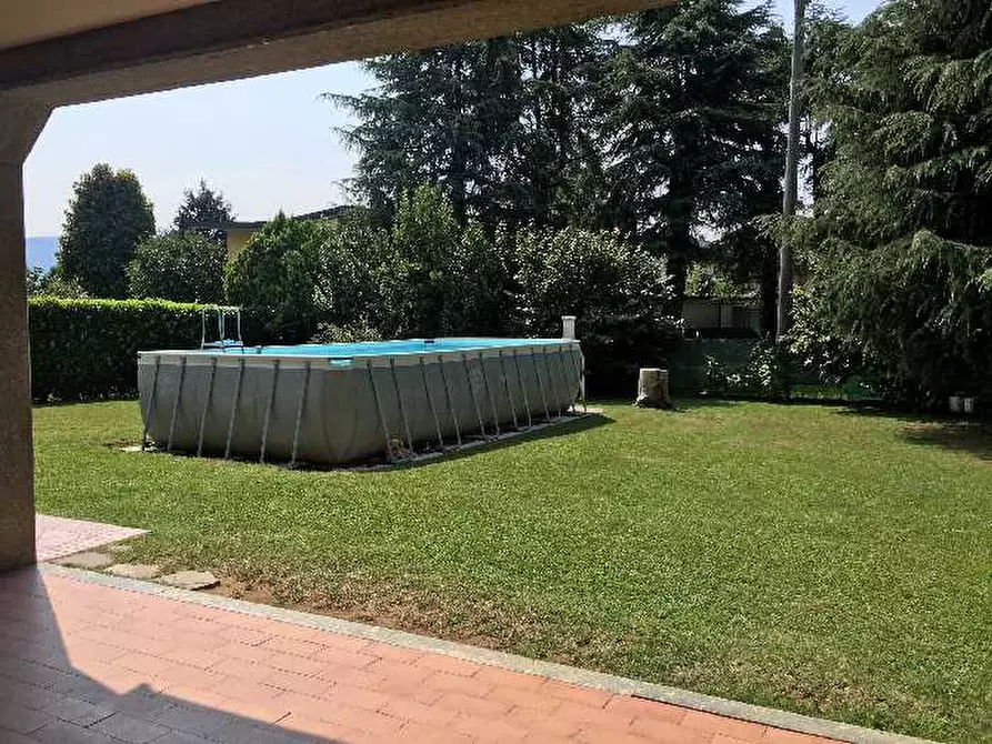 Immagine 5 di Villa in vendita  in Via Risorgimento, 3 a Villongo