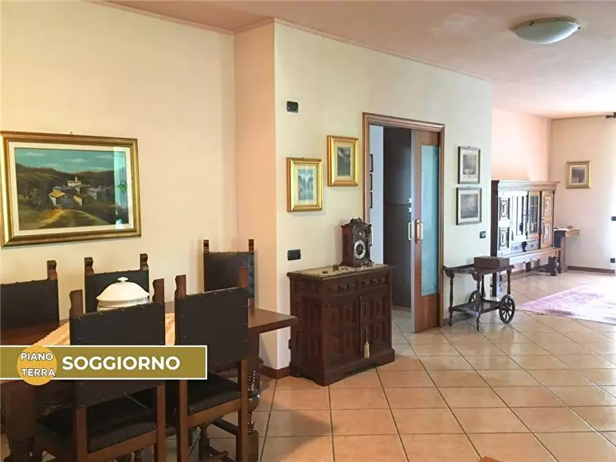 Immagine 6 di Villa in vendita  in Via Risorgimento, 3 a Villongo