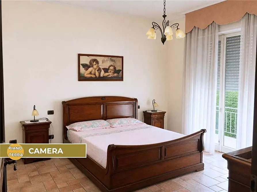 Immagine 9 di Villa in vendita  in Via Risorgimento, 3 a Villongo