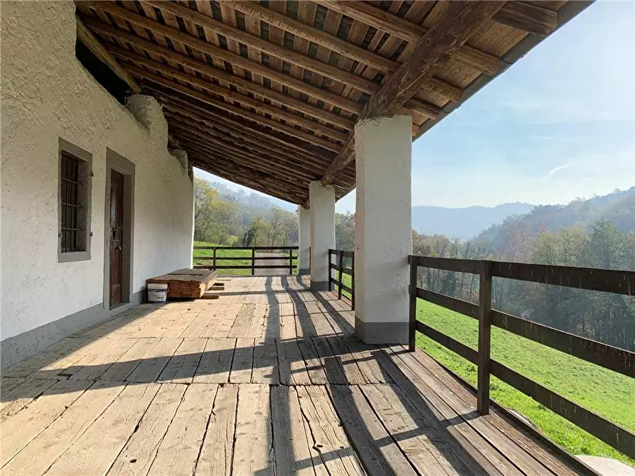 Immagine 5 di Rustico / casale in vendita  in Loc. Nembra sotto, 10 a Adrara San Martino