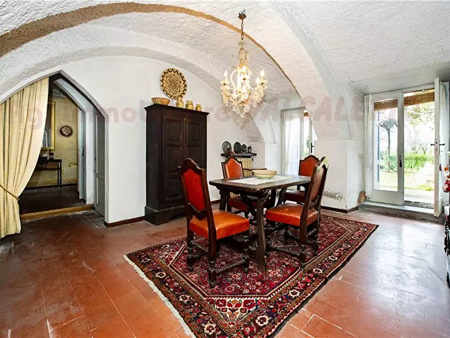 Immagine 5 di Villa in vendita  in Via Roma, 35 a Castelli Calepio
