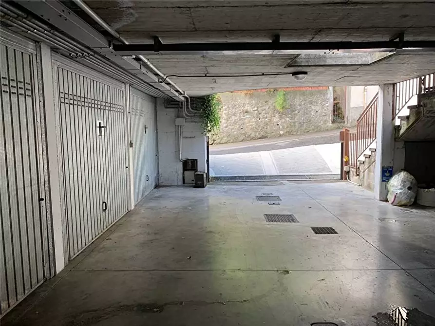 Immagine 4 di Garage in vendita  in Via Valverde a Castelli Calepio