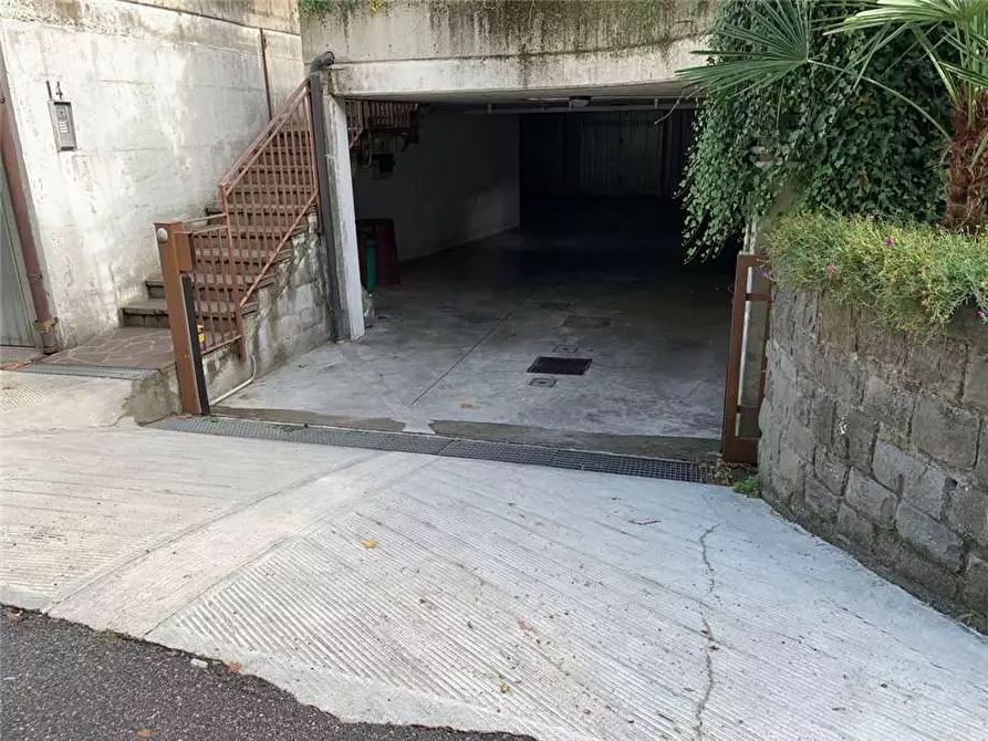 Immagine 5 di Garage in vendita  in Via Valverde a Castelli Calepio