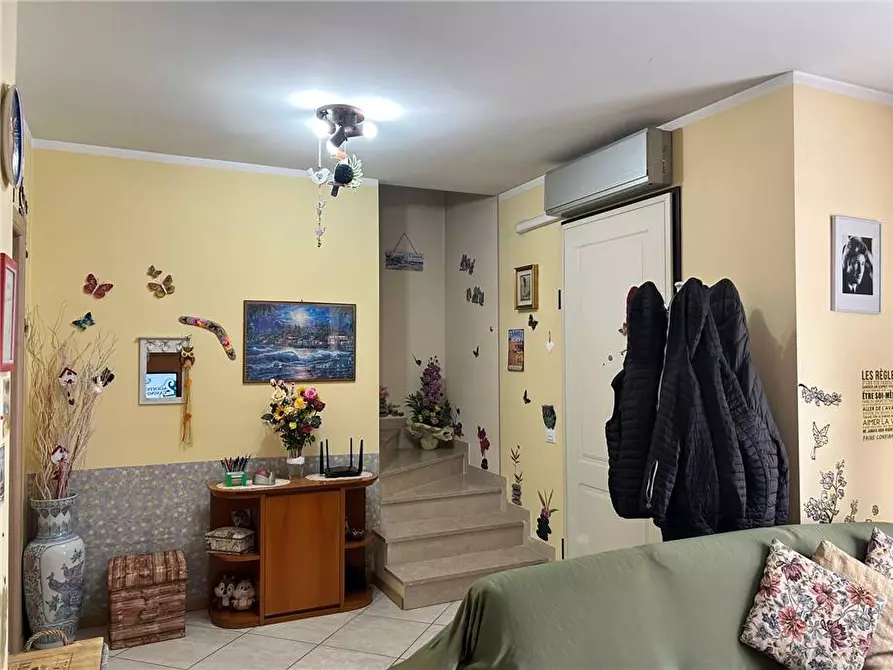 Immagine 7 di Villa in vendita  in Via Francesco Nullo, 3 a Villongo