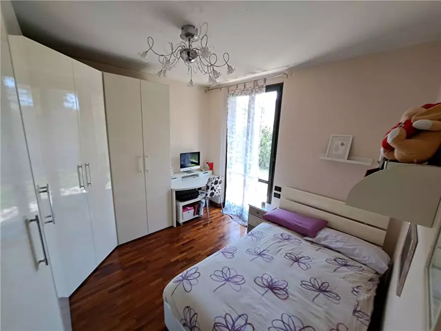 Immagine 6 di Appartamento in vendita  in Via Roma a Villongo